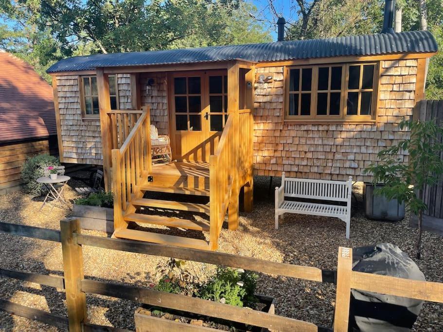 The Walnut Wagon In The Heart Of Mells. Apartment Frome Exterior photo